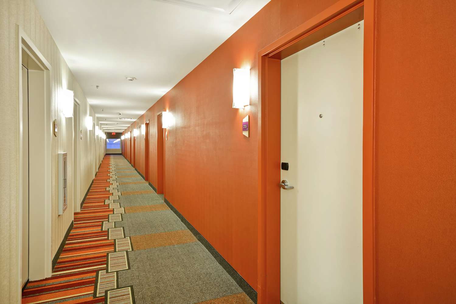 Home2 Suites by Hilton Brownsville 2