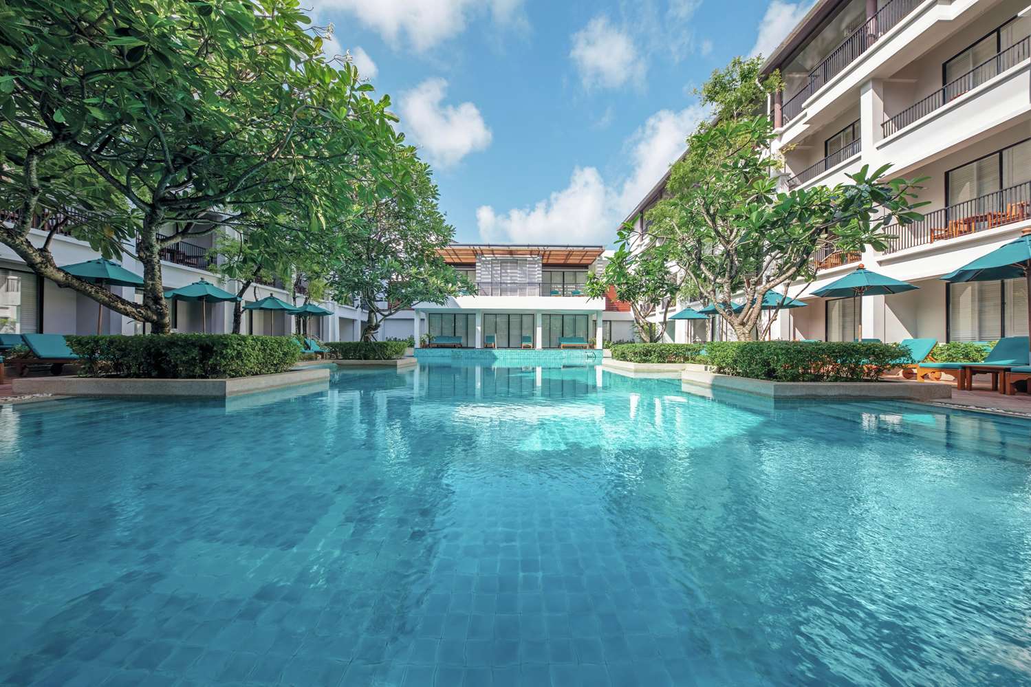 DoubleTree by Hilton Phuket Banthai Resort 1