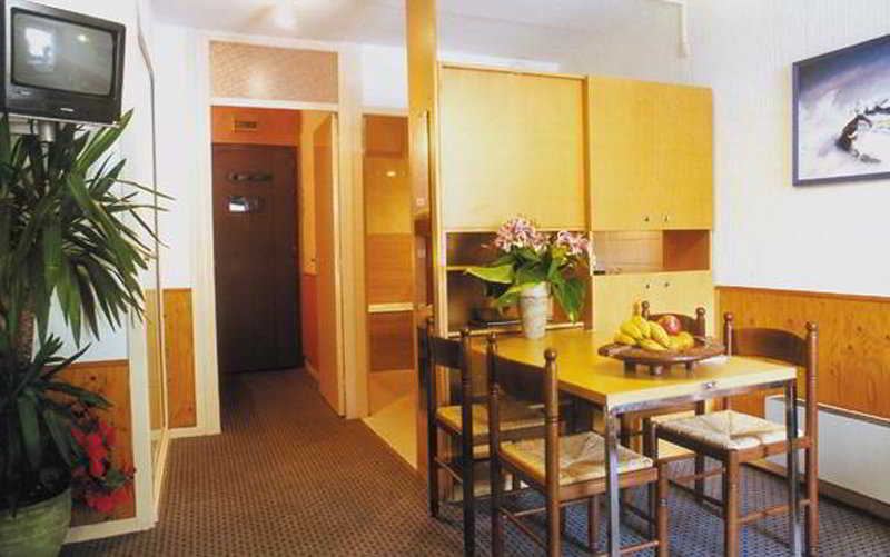Hôtel Le Lys 2