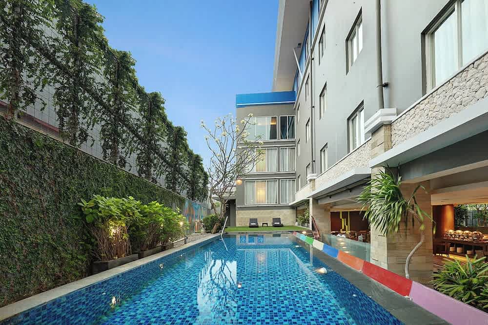 Primera Hotel Seminyak 1