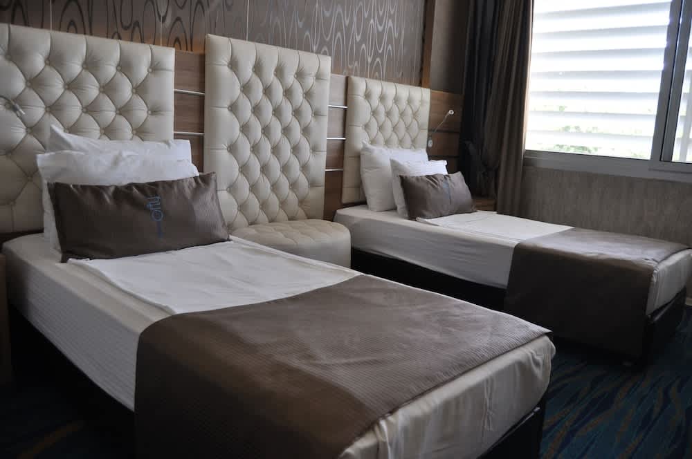 Orty Airport Hotel 1
