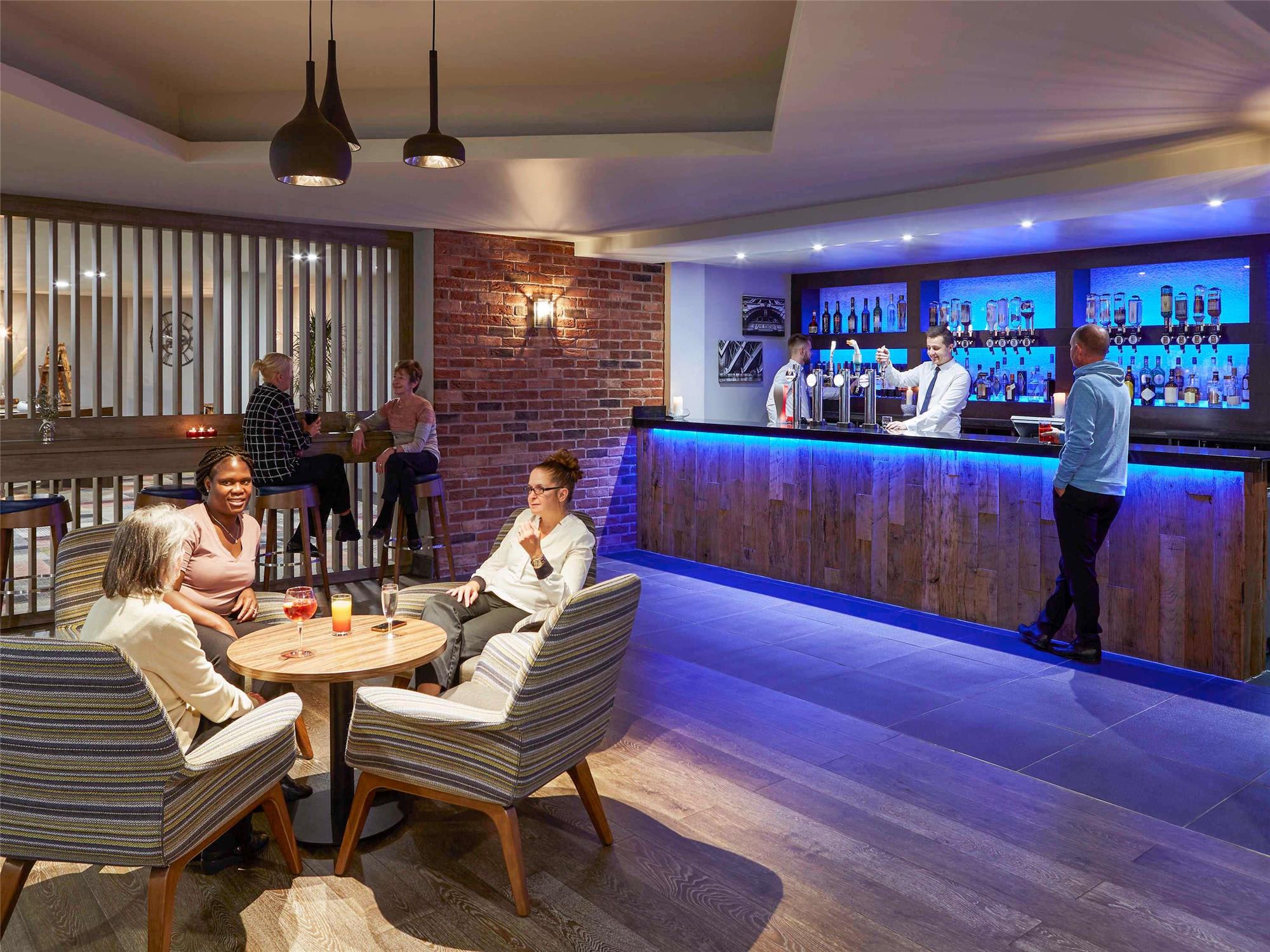 Novotel Manchester West 2