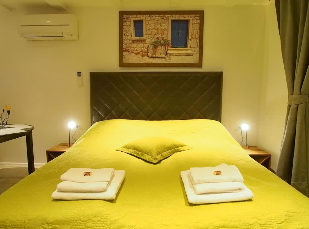 Luxury Style Apartments 1