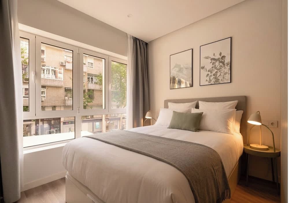 Limehome Madrid Calle Hurtado de Mendoza 1