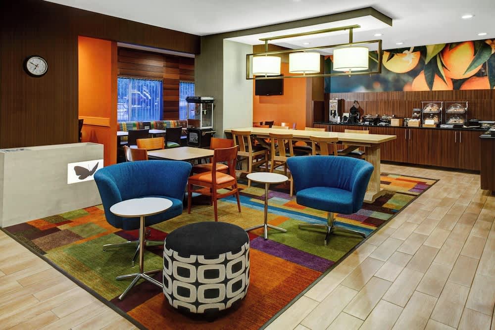 Fairfield Inn by Marriott Dothan 2