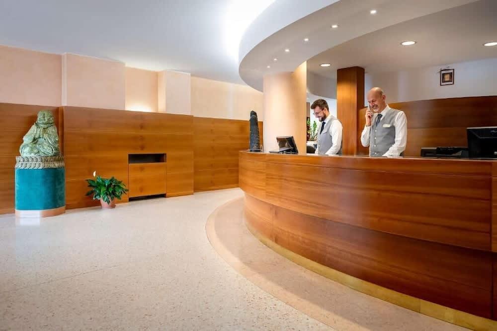 Best Western Cavalieri Della Corona 2