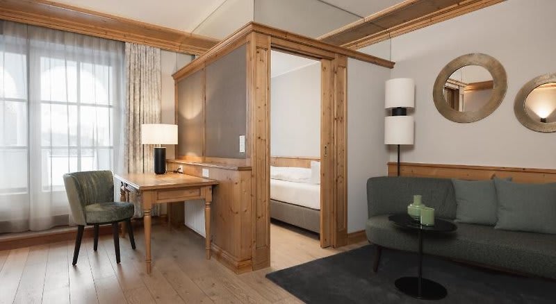 Schlosshotel Fiss 2