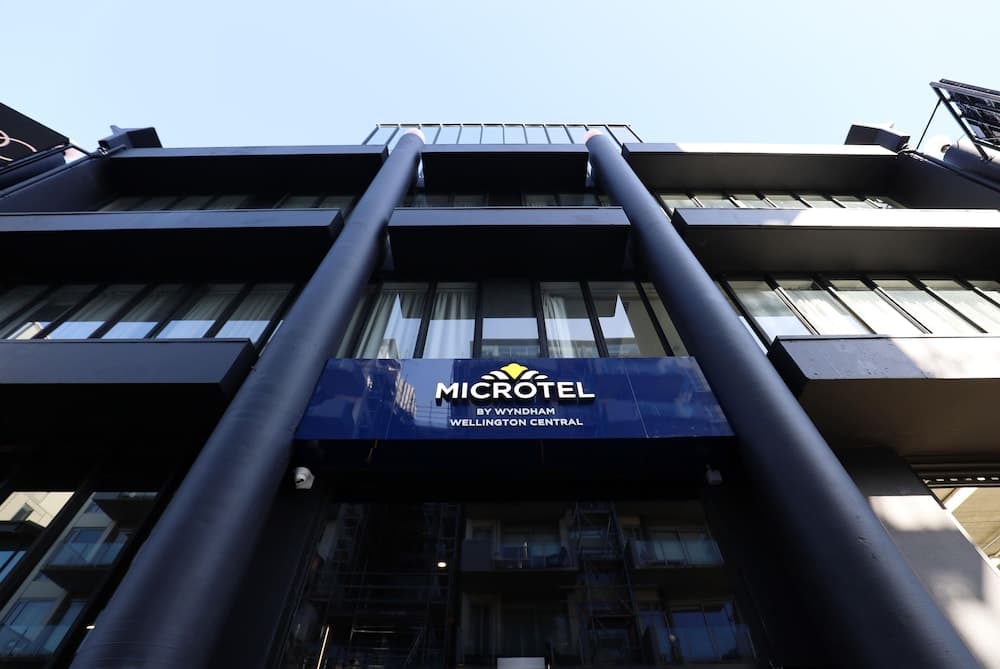 Microtel by Wyndham Wellington 1