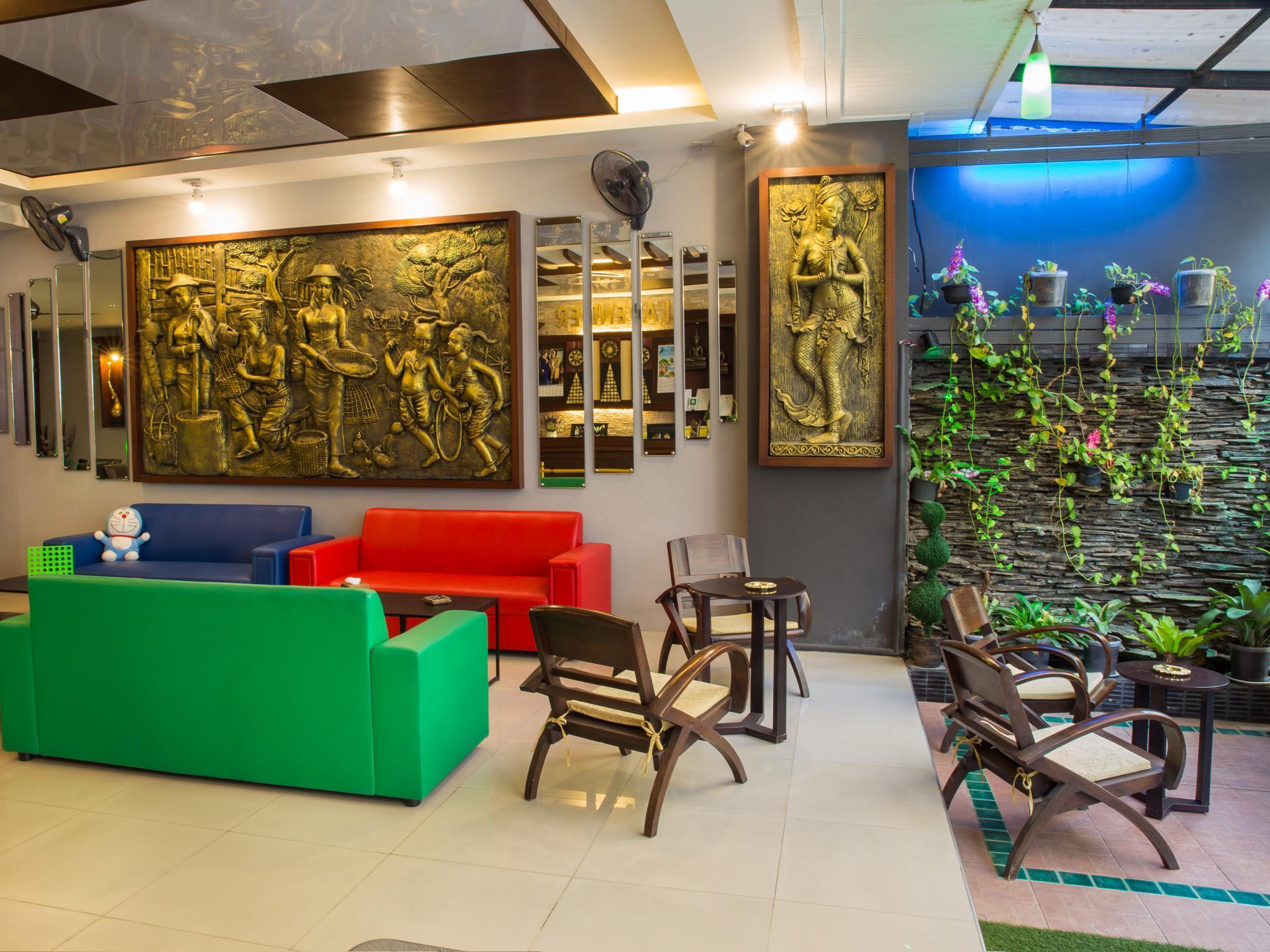Lavender Patong Hotel 1