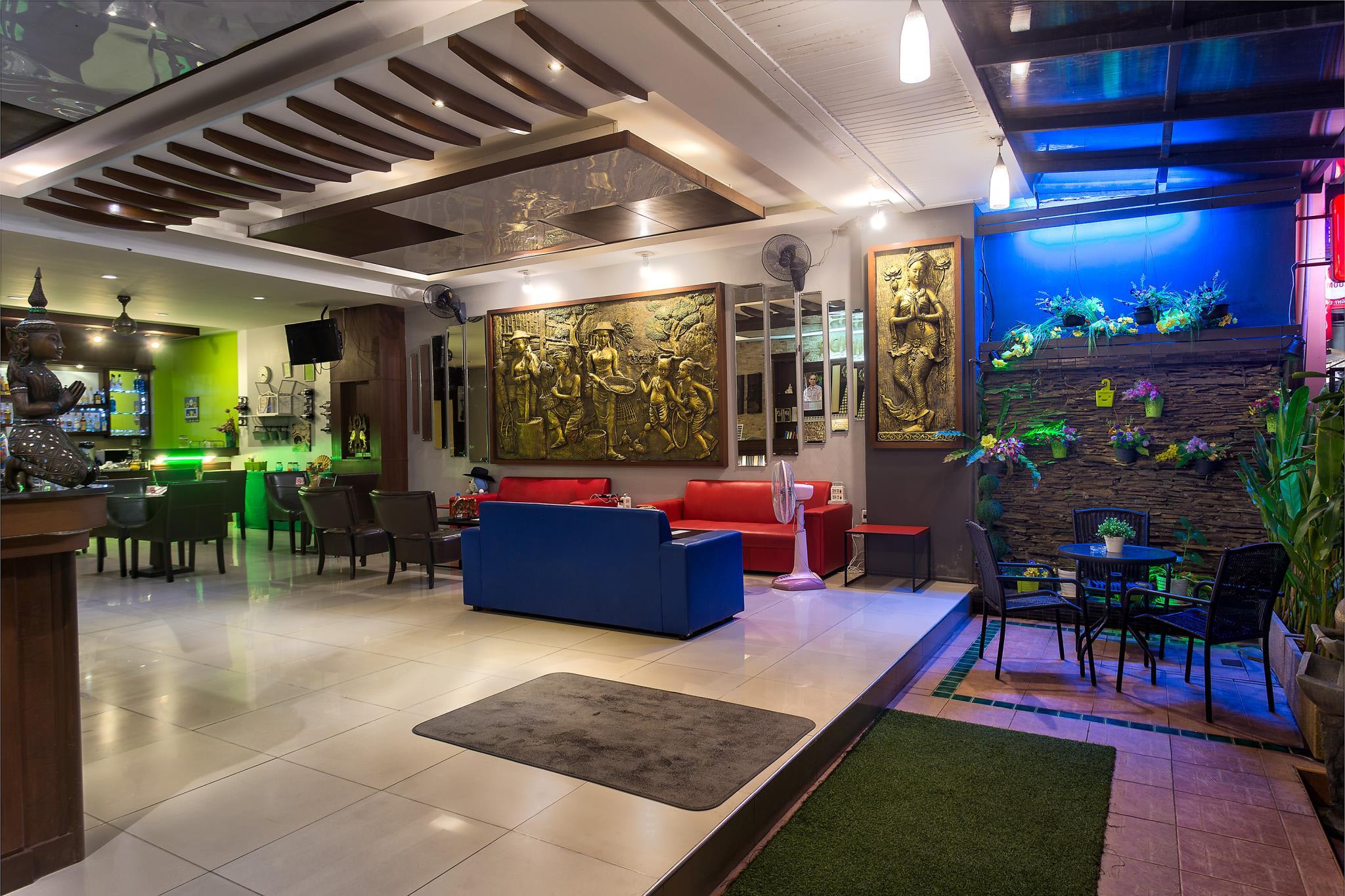 Lavender Patong Hotel 2