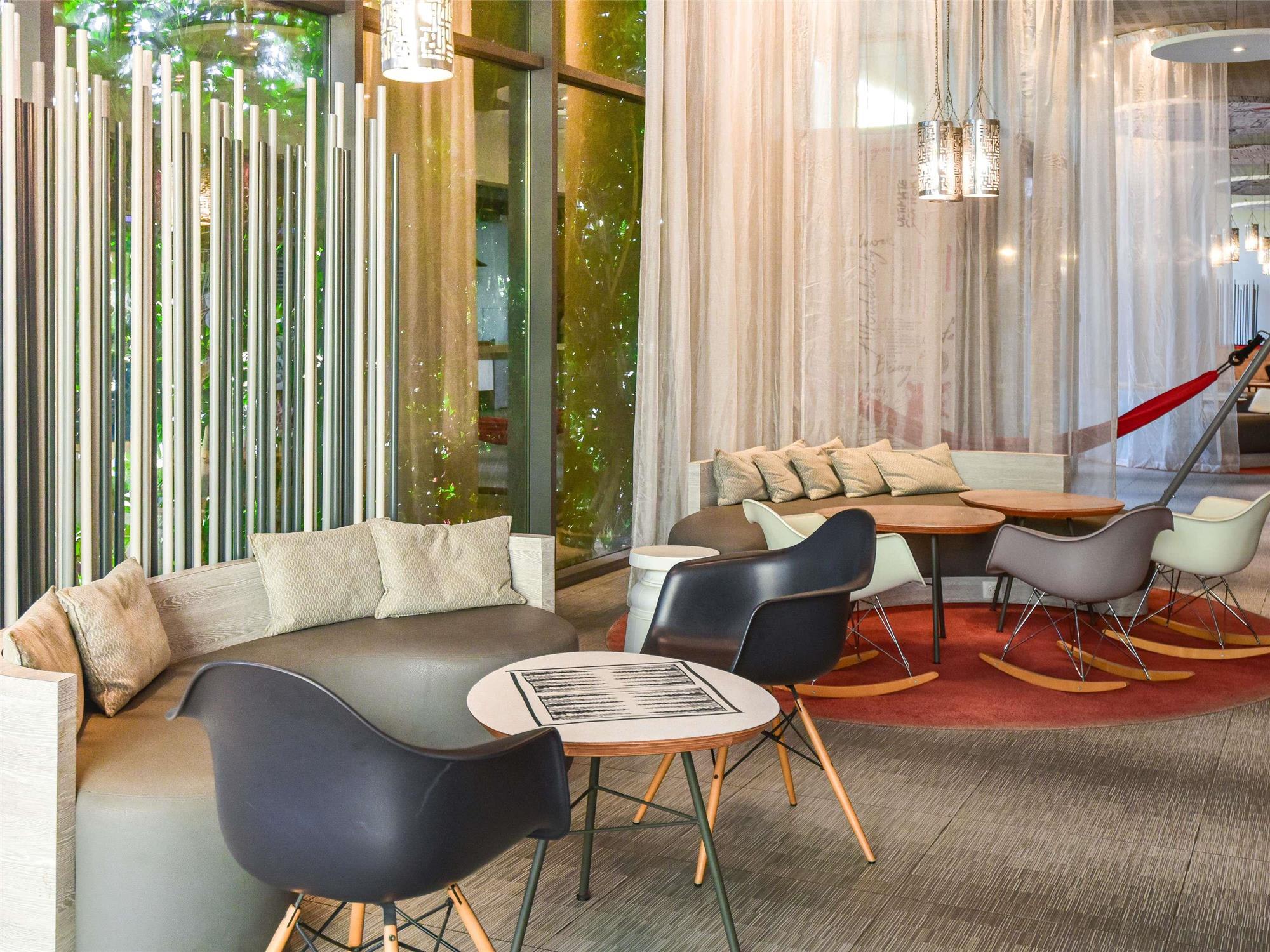 Ibis Casa Voyageurs 2