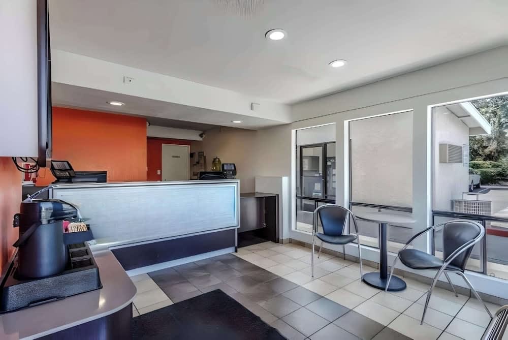 Motel 6 Modesto CA 2