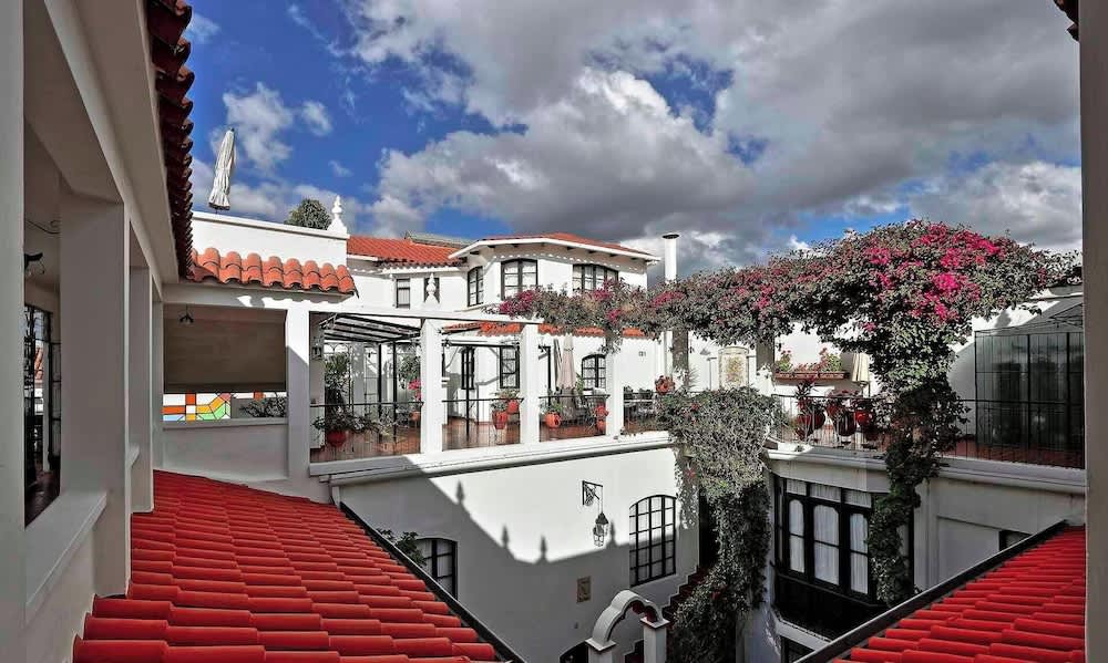 El Hotel de Su Merced 1