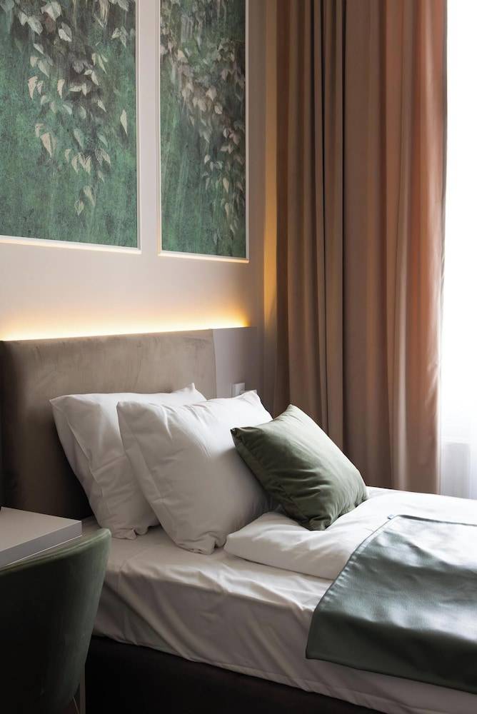 Hotel AVKA Vienna 1