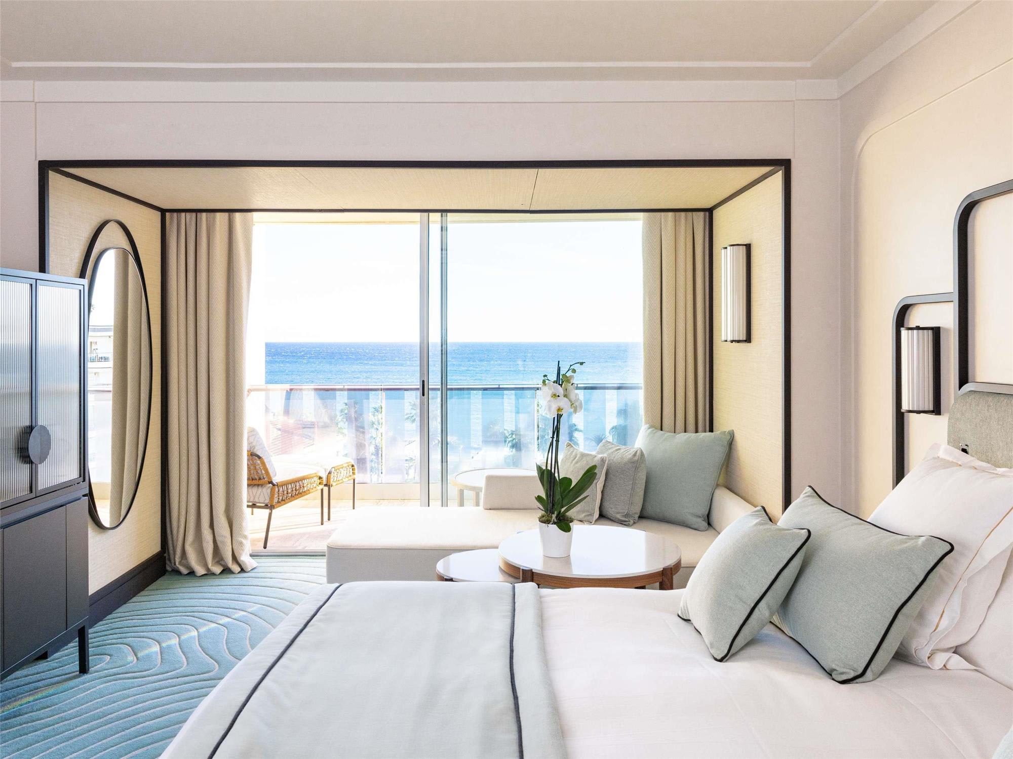 Mondrian Cannes 1