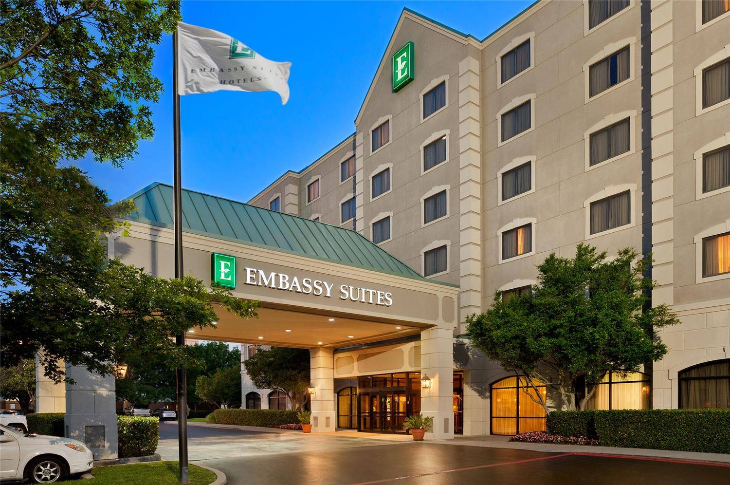Embassy Suites by Hilton Dallas Near the Galleria 1