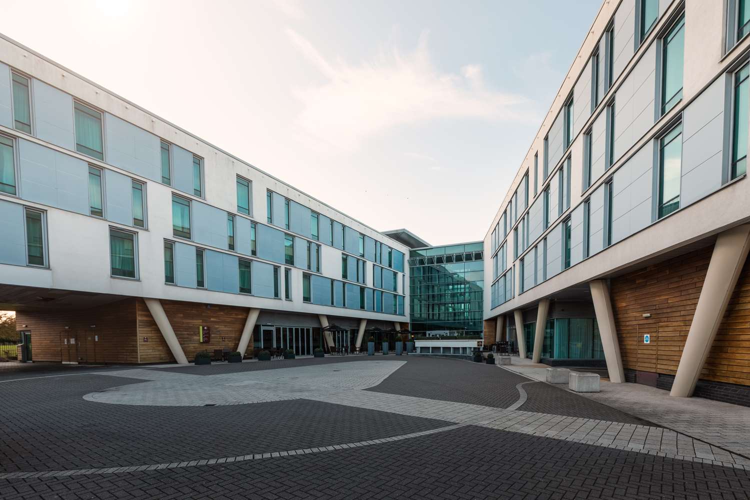 DoubleTree by Hilton Hotel Newcastle International Airport 1