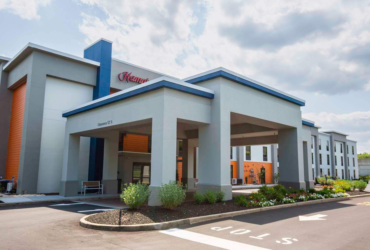 Hampton Inn East Windsor 1