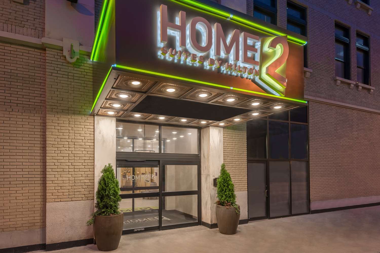 Home2 Suites by Hilton Atlanta Downtown 2