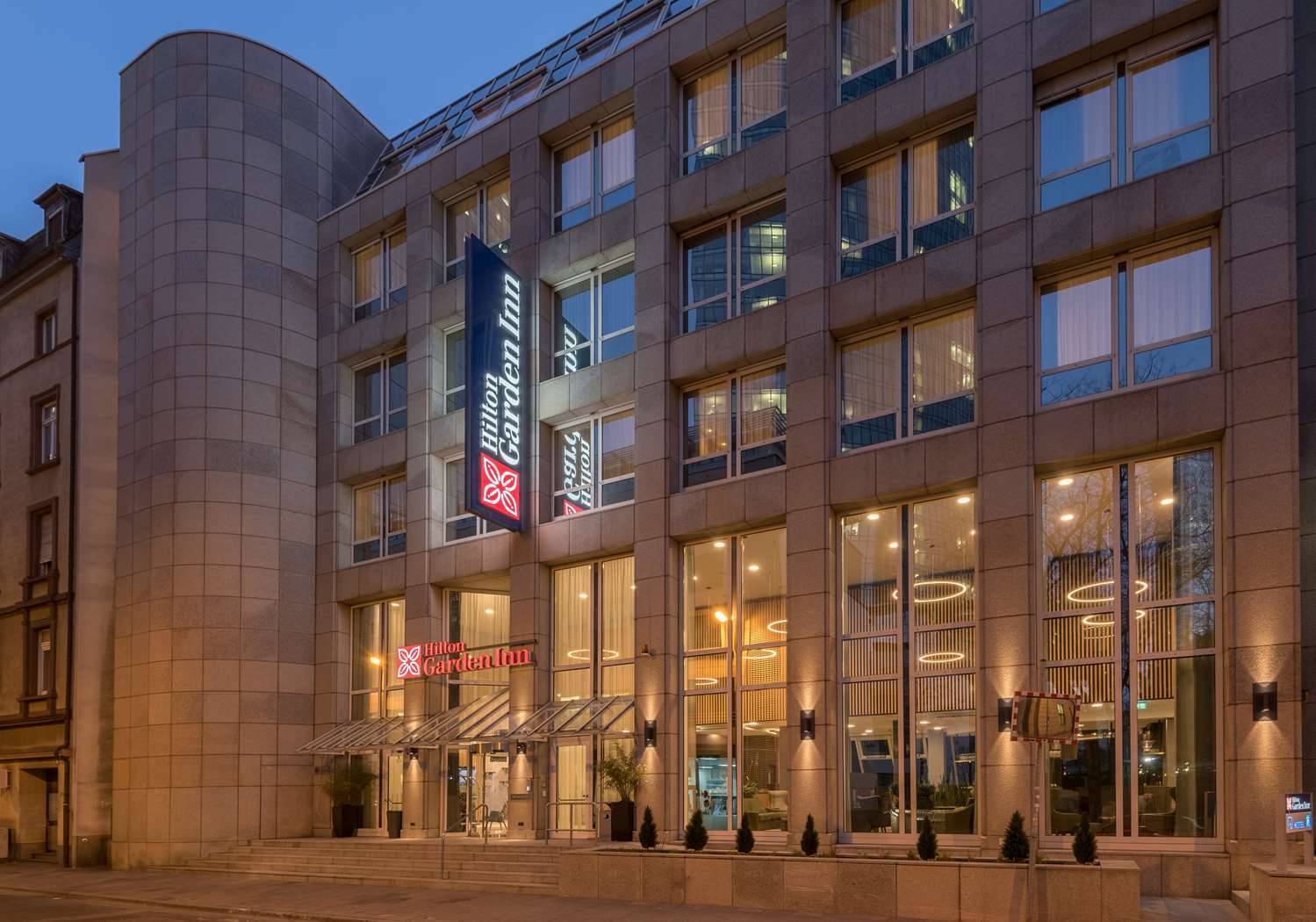 Hilton Garden Inn Frankfurt City Centre 1