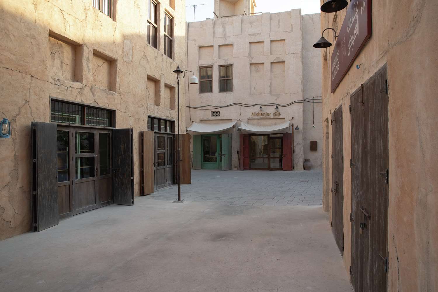 Al Seef Heritage Hotel Dubai, Curio Collection by Hilton 2