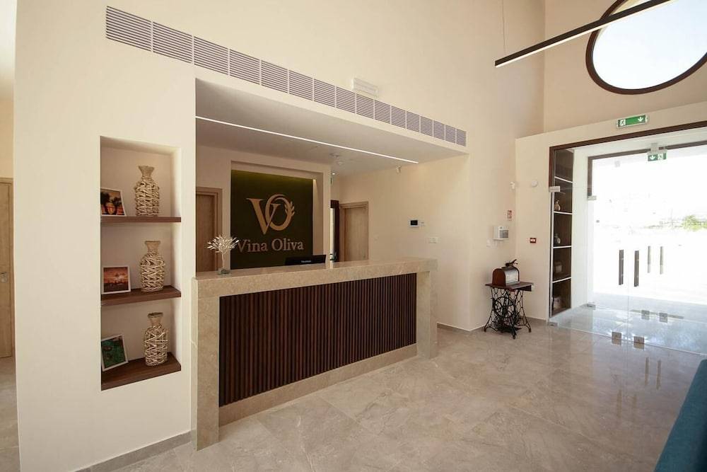 Vina Oliva Resort 1