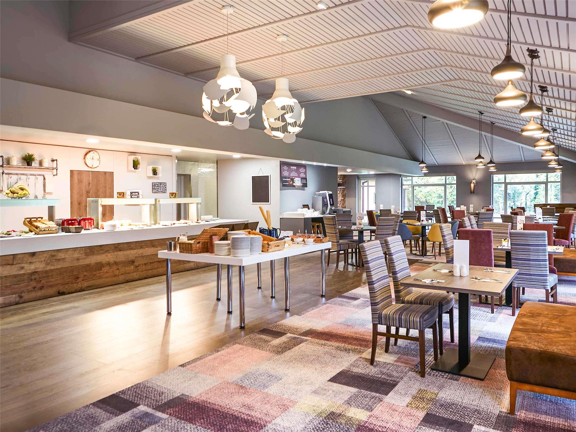 Novotel Manchester West 2