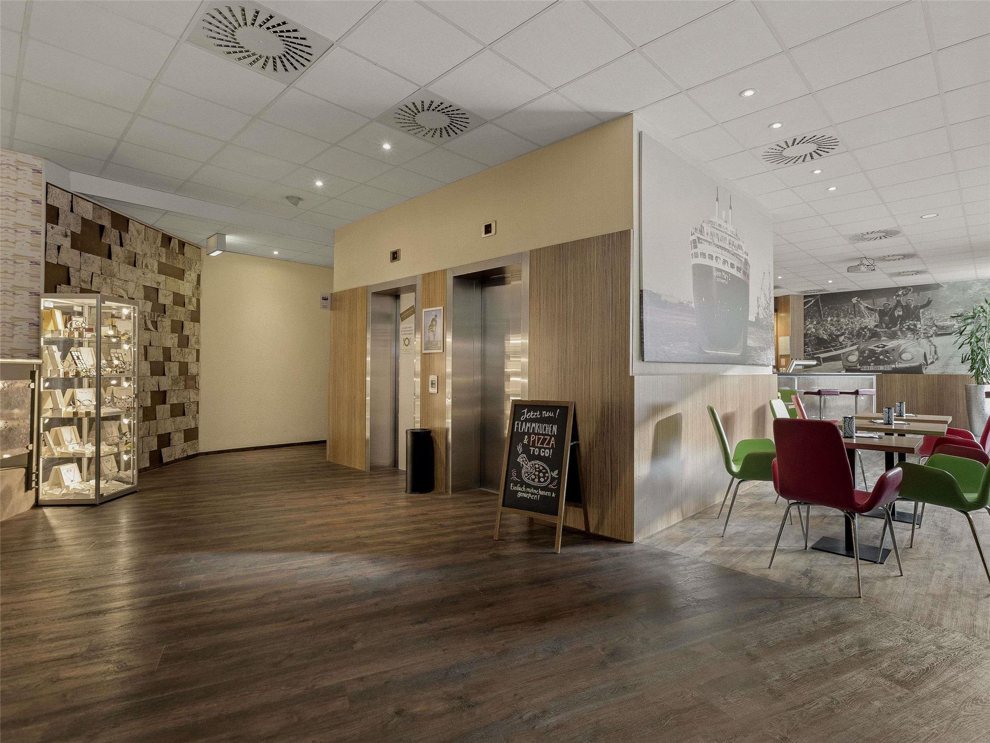 Mercure Hotel Hamburg am Volkspark 2