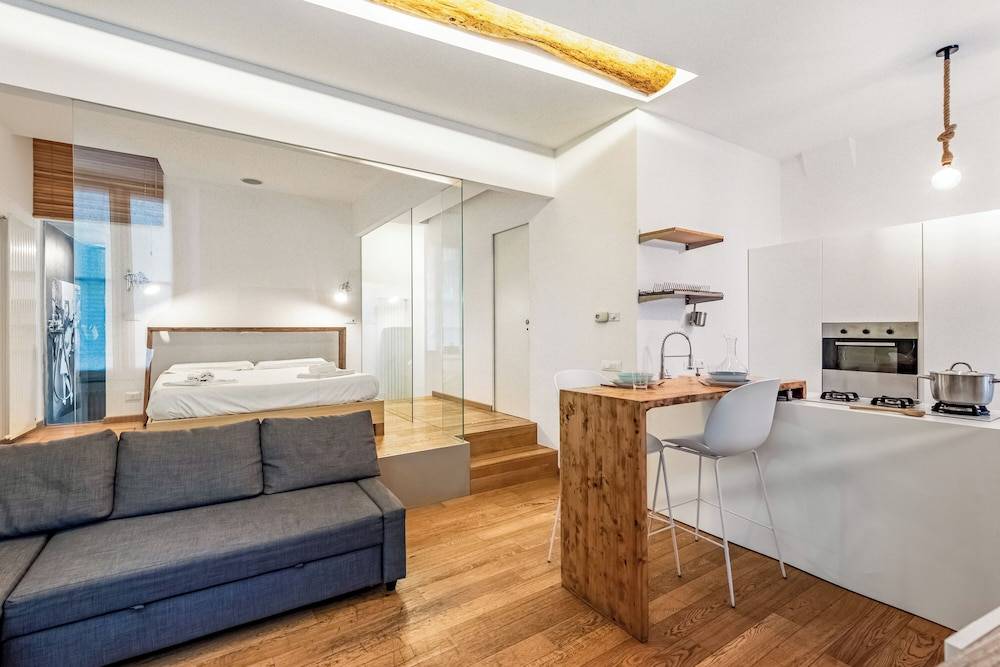 Lavagna Central Loft 1