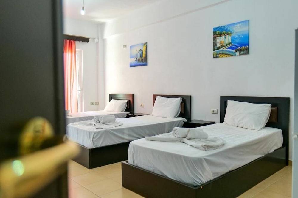 Fenix ApartHotel 2