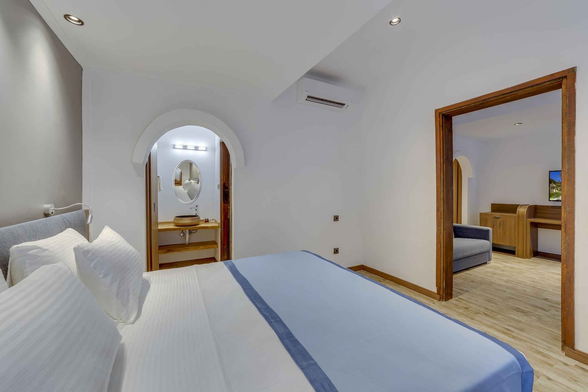 Risus Garden Marina Hotel 2