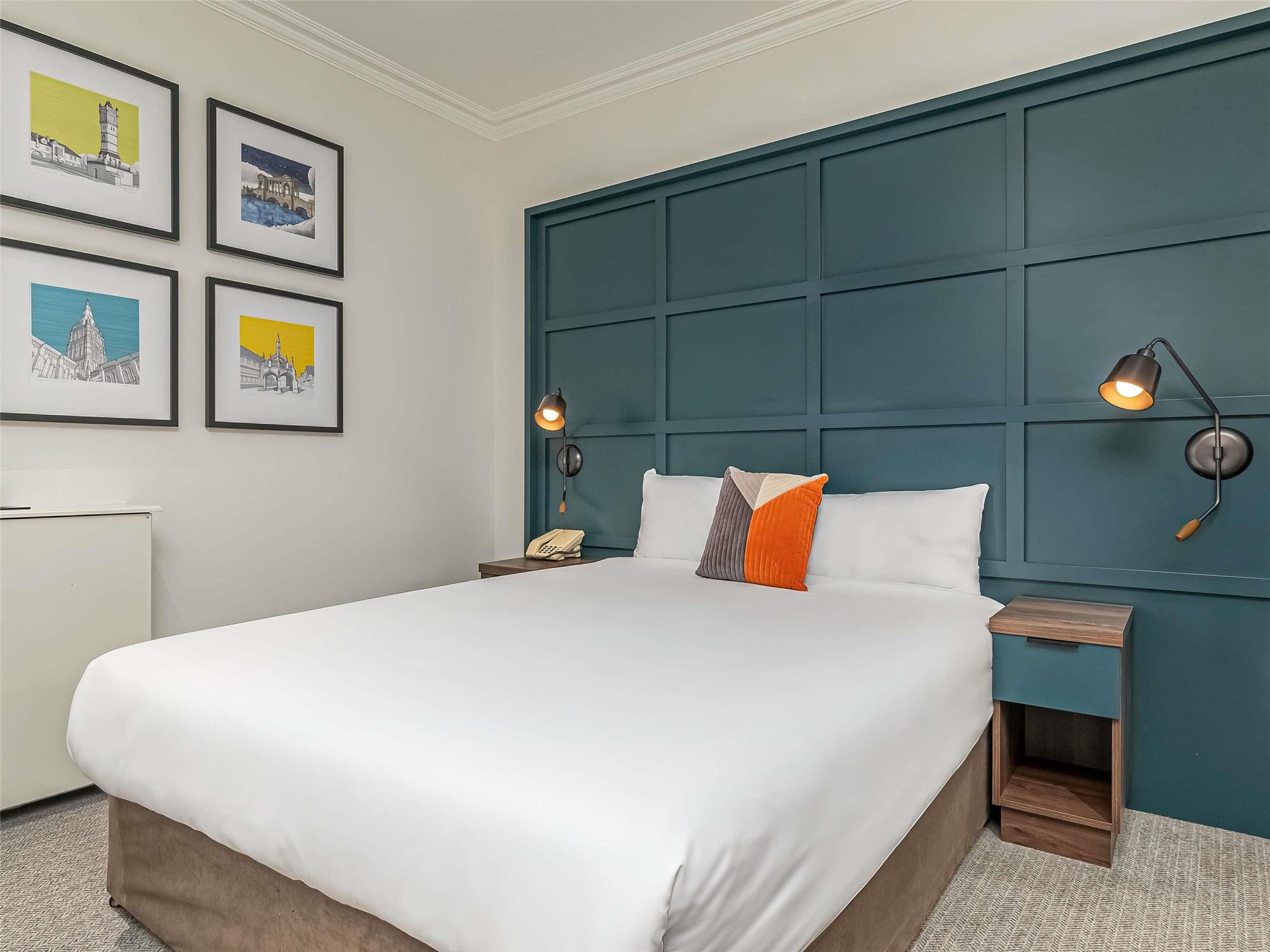 Mercure Salisbury White Hart Hotel & Apartments 2