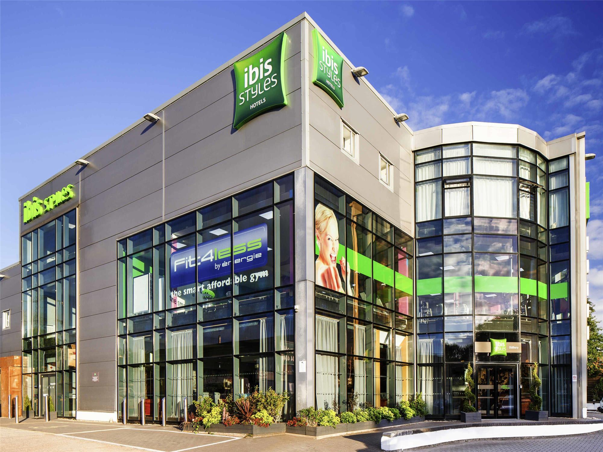 Ibis Styles Birmingham Oldbury 2