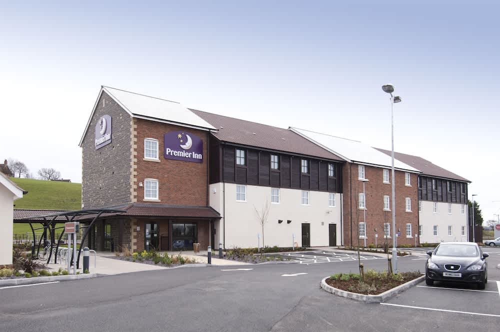 Premier Inn Glastonbury 1