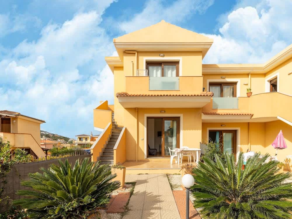 Apartment with air conditioning and terrace 1