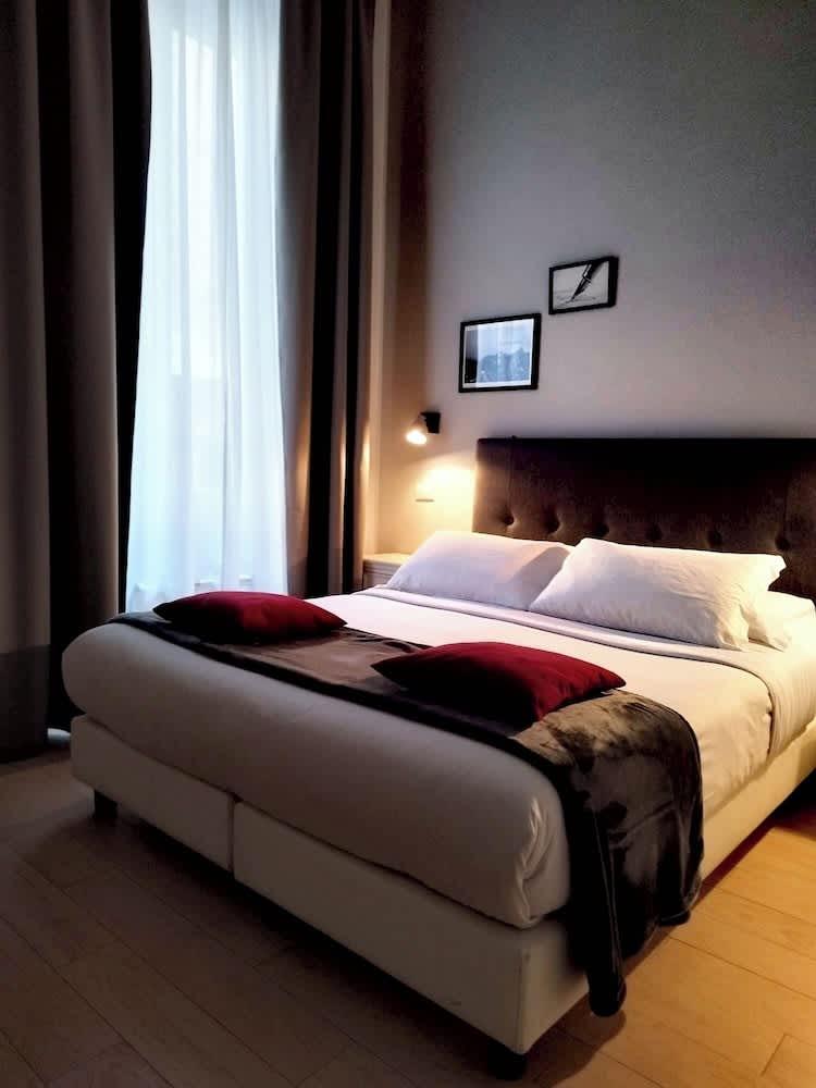 AD Cavour Luxury Rooms - by AD Roma 1