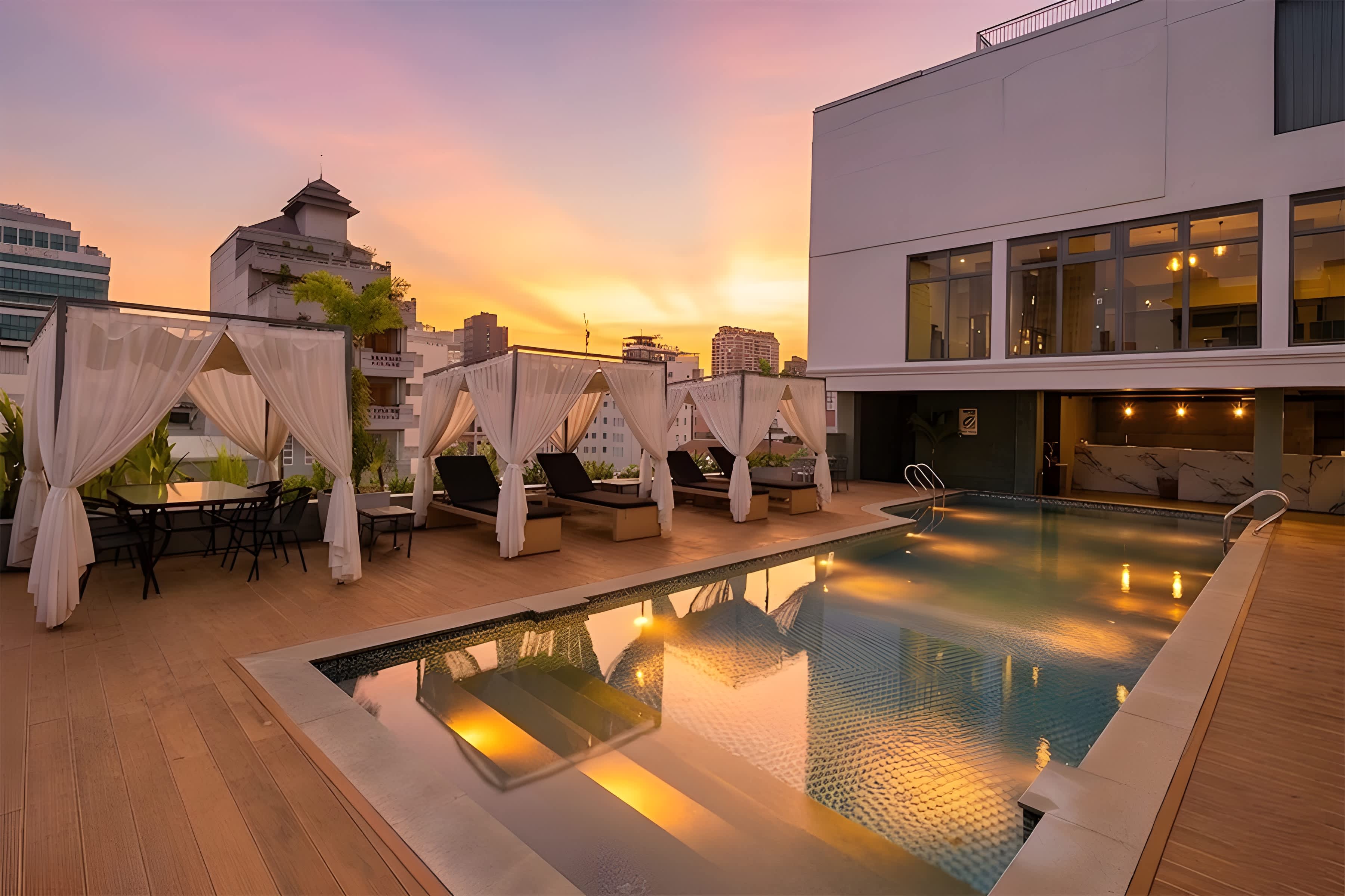Monivong Clover Hotel 2