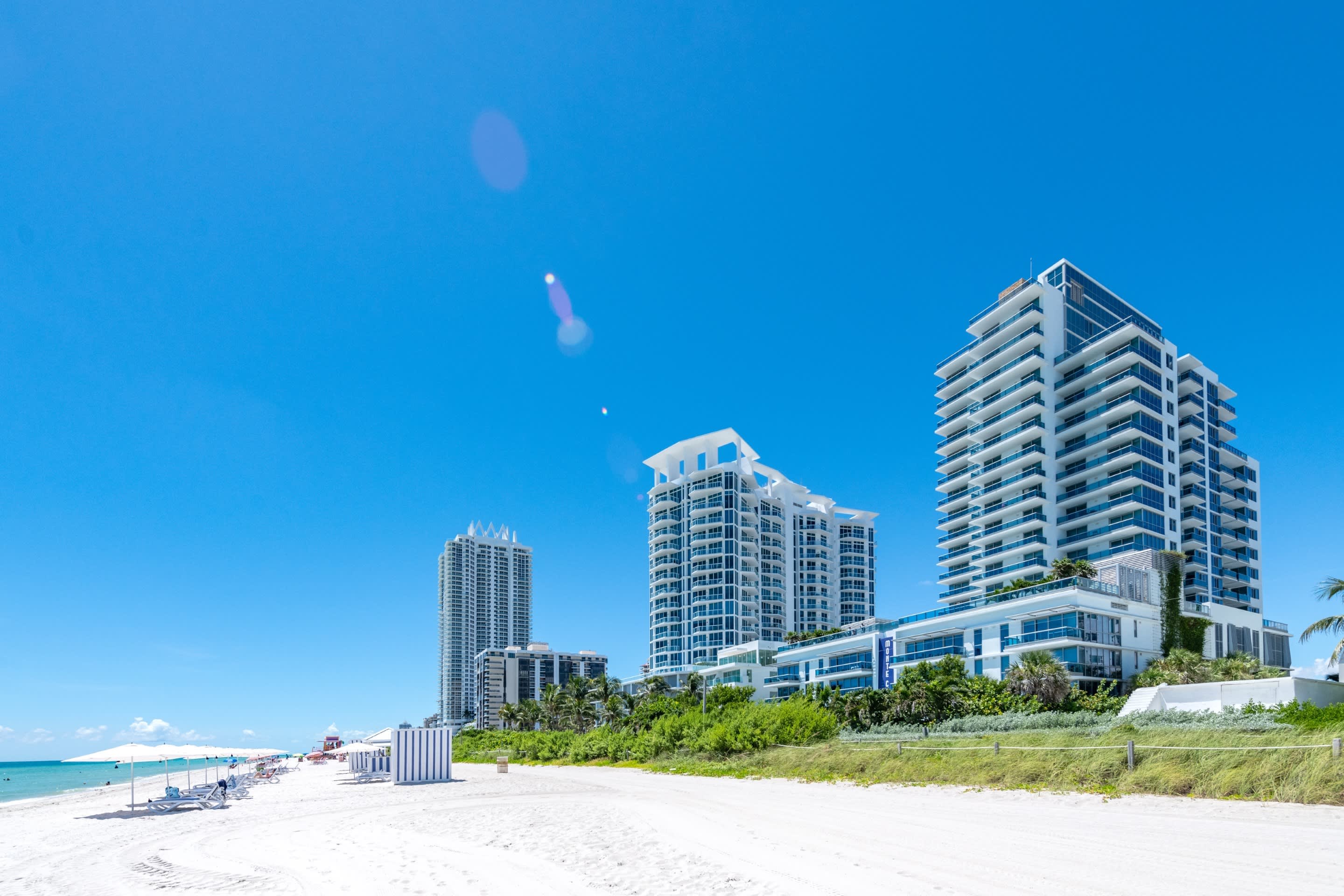 Churchill Suites Monte Carlo Miami Beach 2
