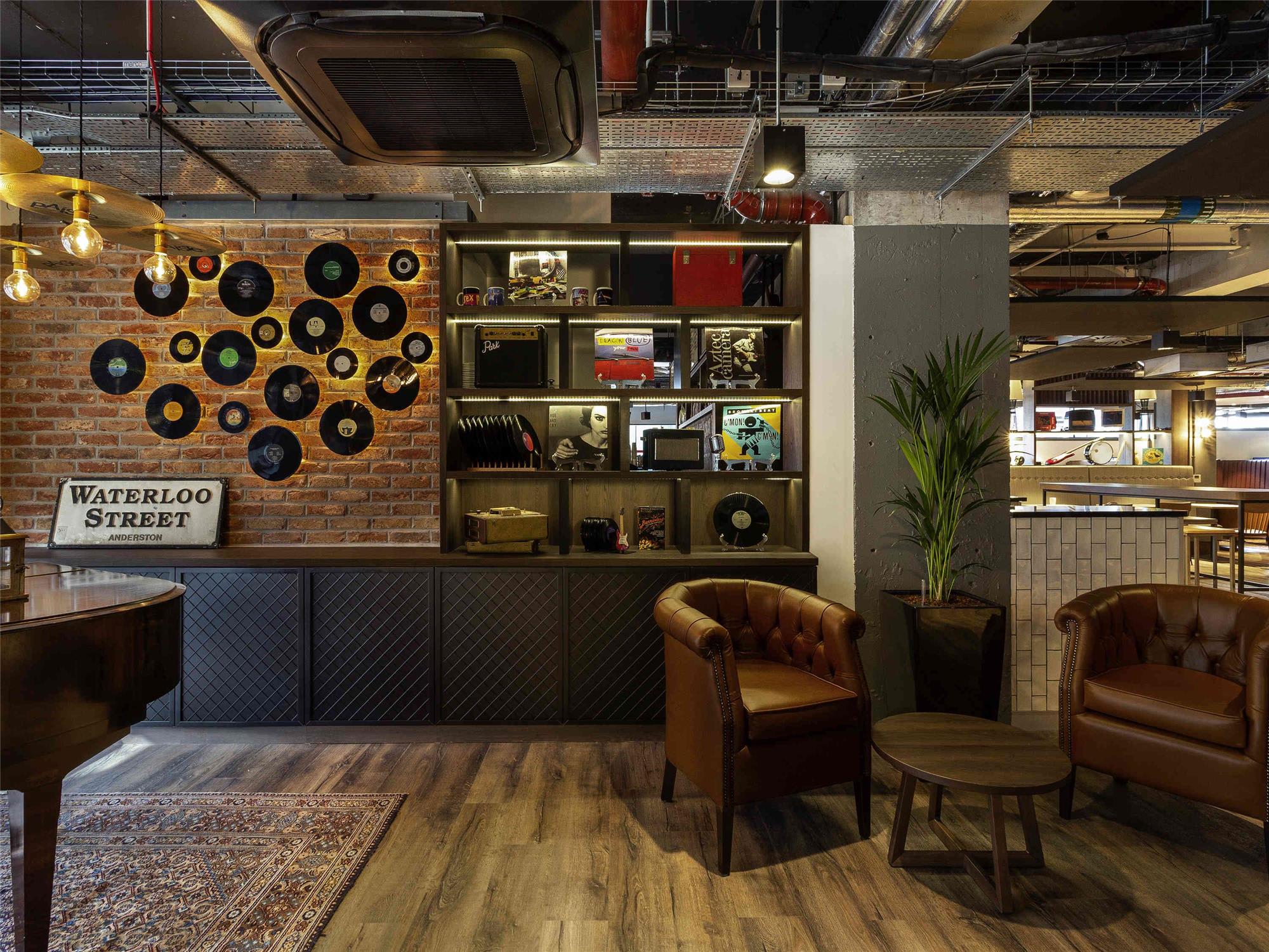 ibis Styles Glasgow Central 1