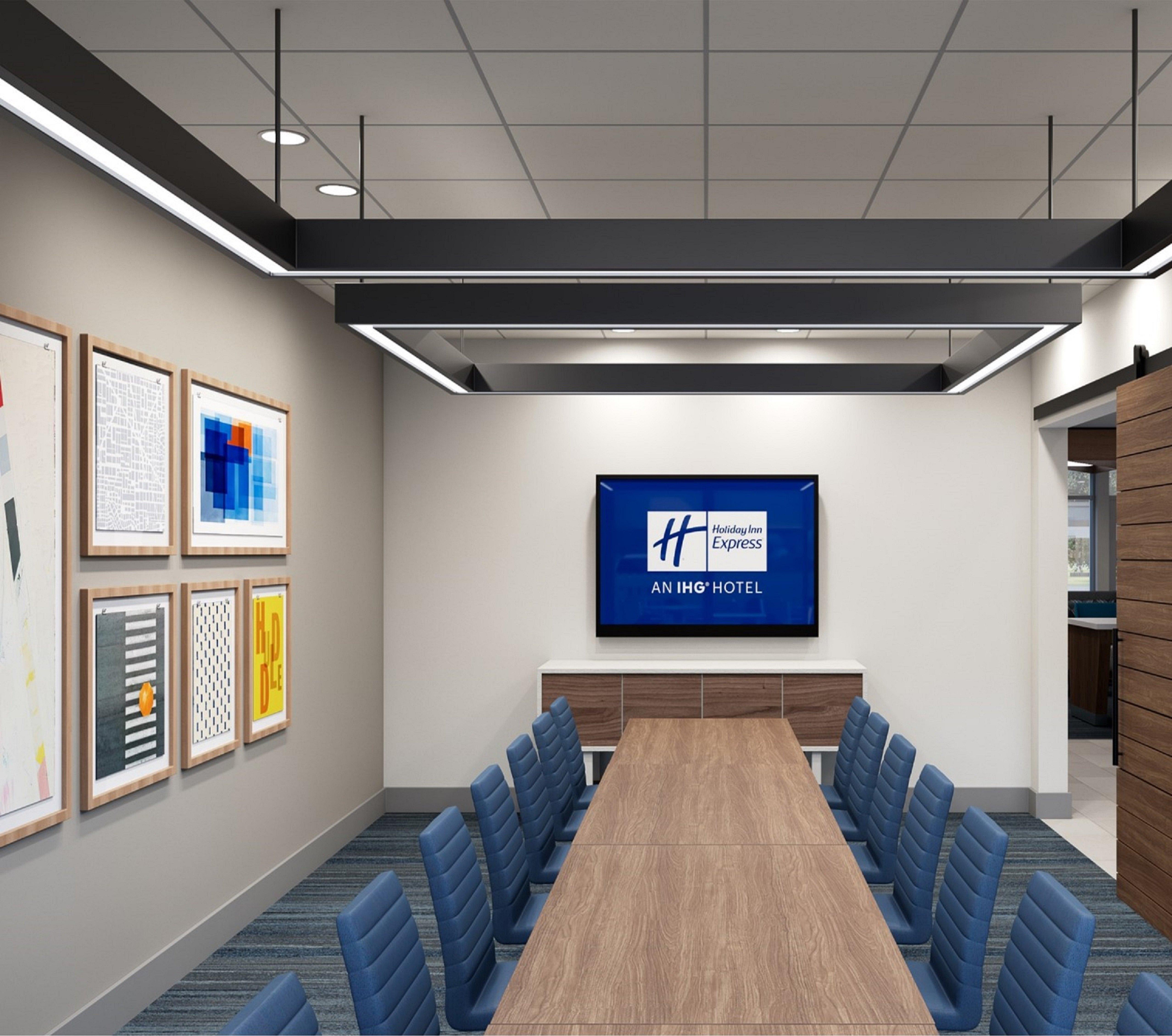 Holiday Inn Express & Suites Pittsfield-Lenox-Berkshires by IHG 2