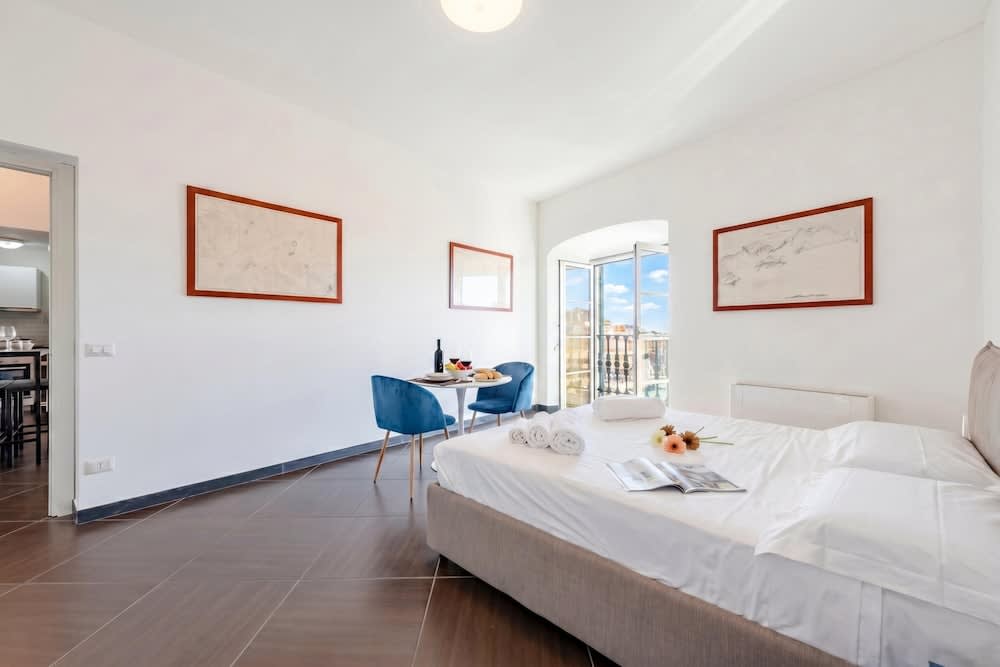 Sea View Apartment Next To Acquarium 2