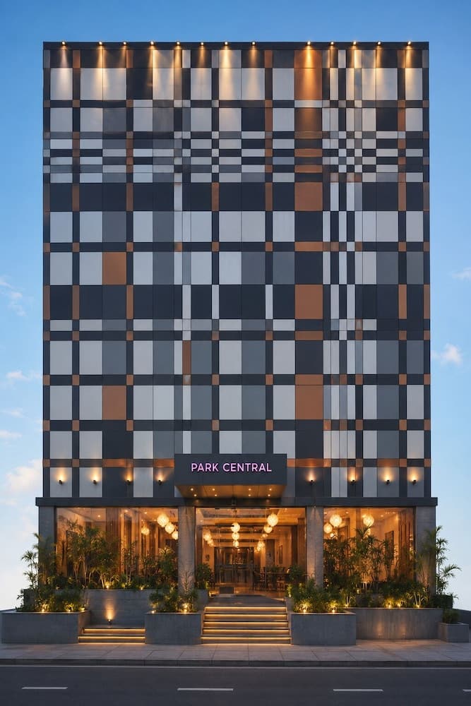 Park Central Jaipur City Center 1