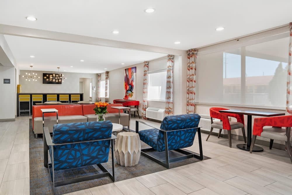 Country Inn & Suites by Radisson, Montgomery East I-85 2