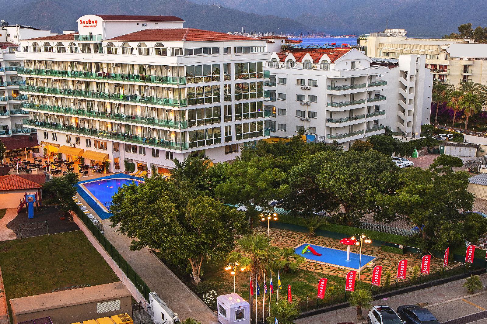Sun Bay Park Hotel 2