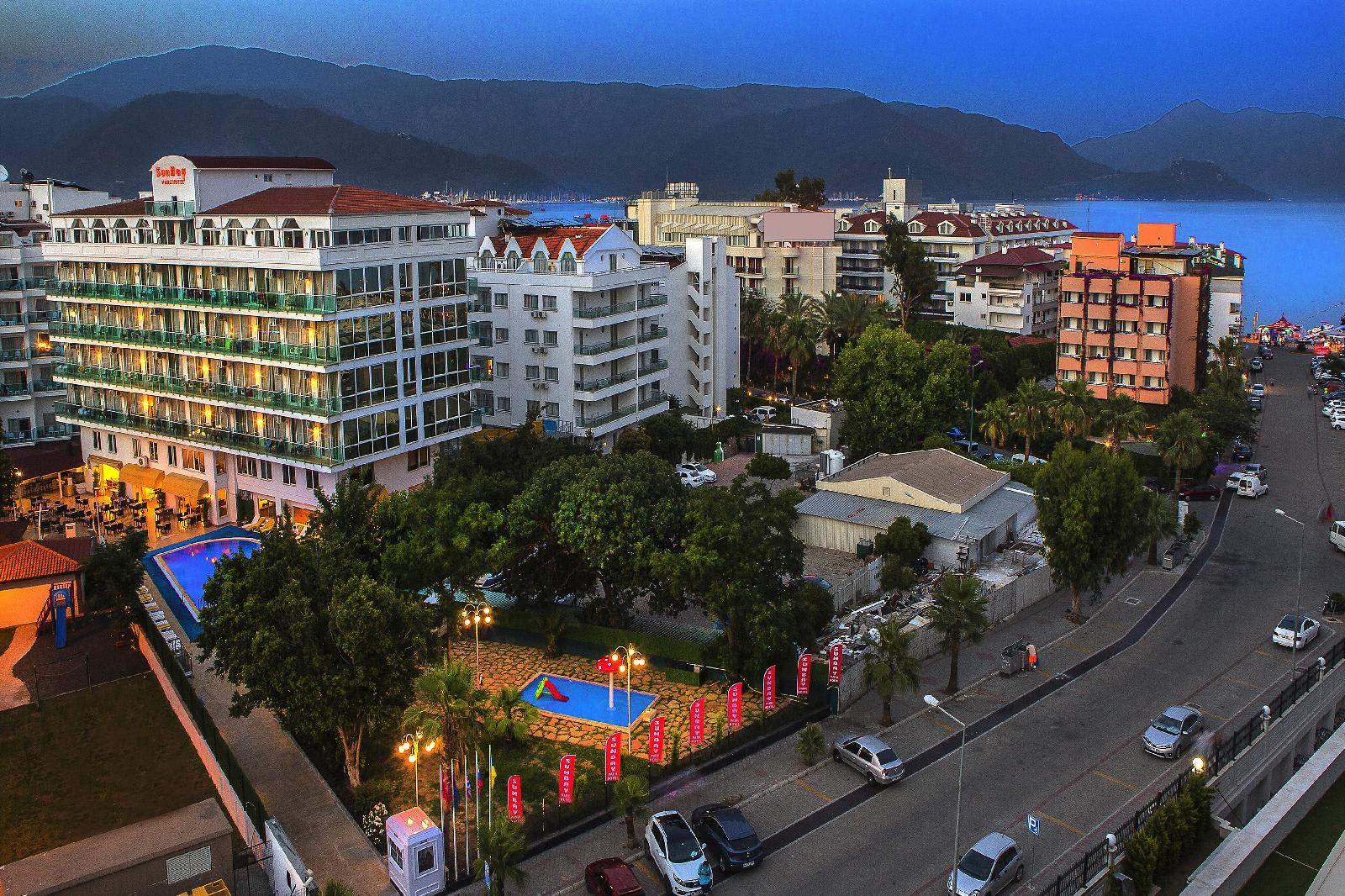 Sun Bay Park Hotel 1