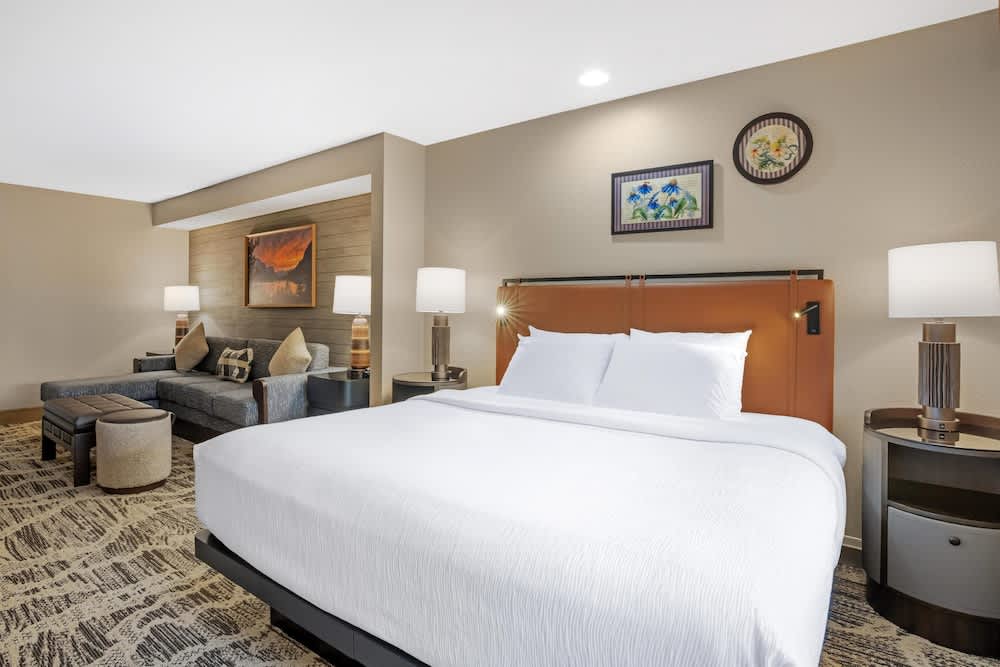Best Western Plus GranTree Inn 1
