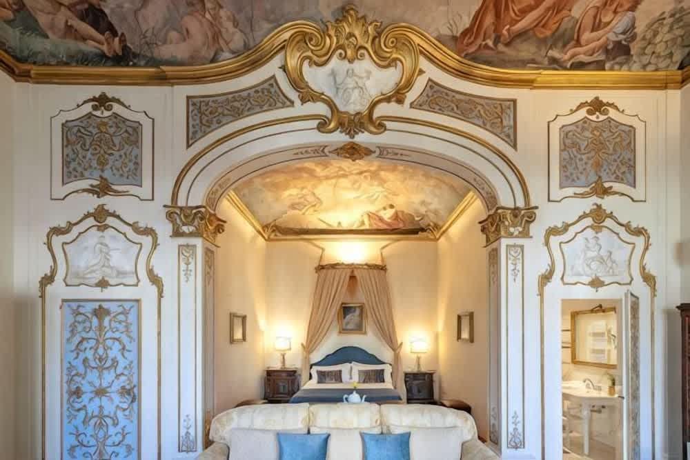 Palazzo Aldobrandini - Prestigious Historic Residence 1