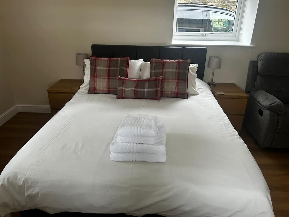 Chevin End Guest House 2