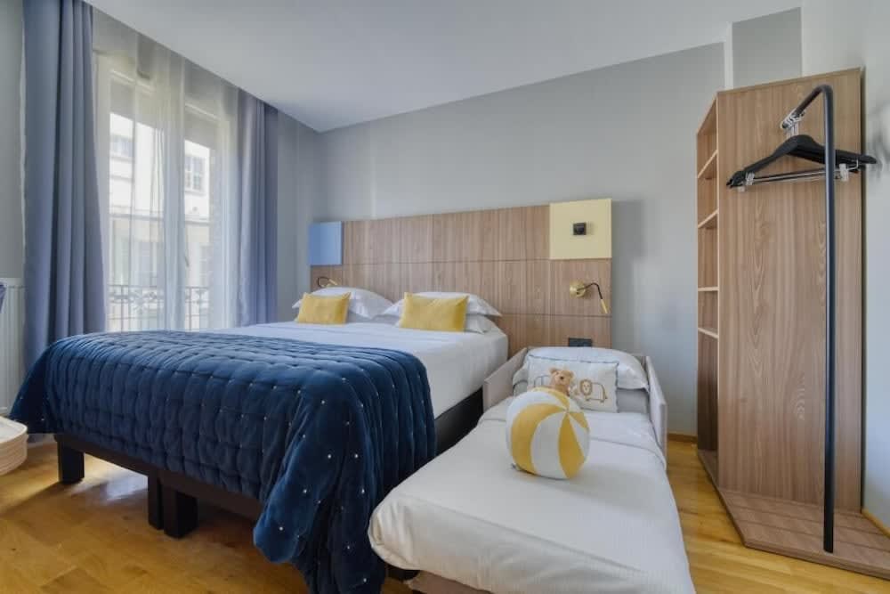 Hôtel de Bellevue Paris Gare du Nord 1