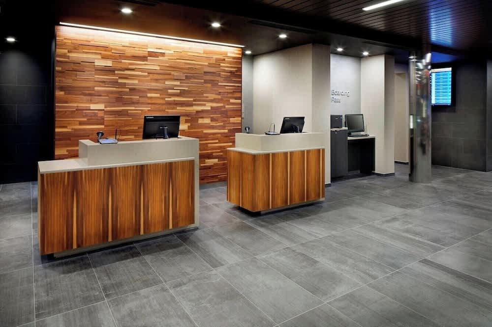 Courtyard by Marriott Houston Intercontinental Airport 2